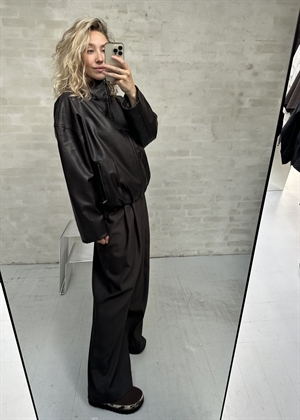 Liva ls bomber jakke Seal Brown Object 